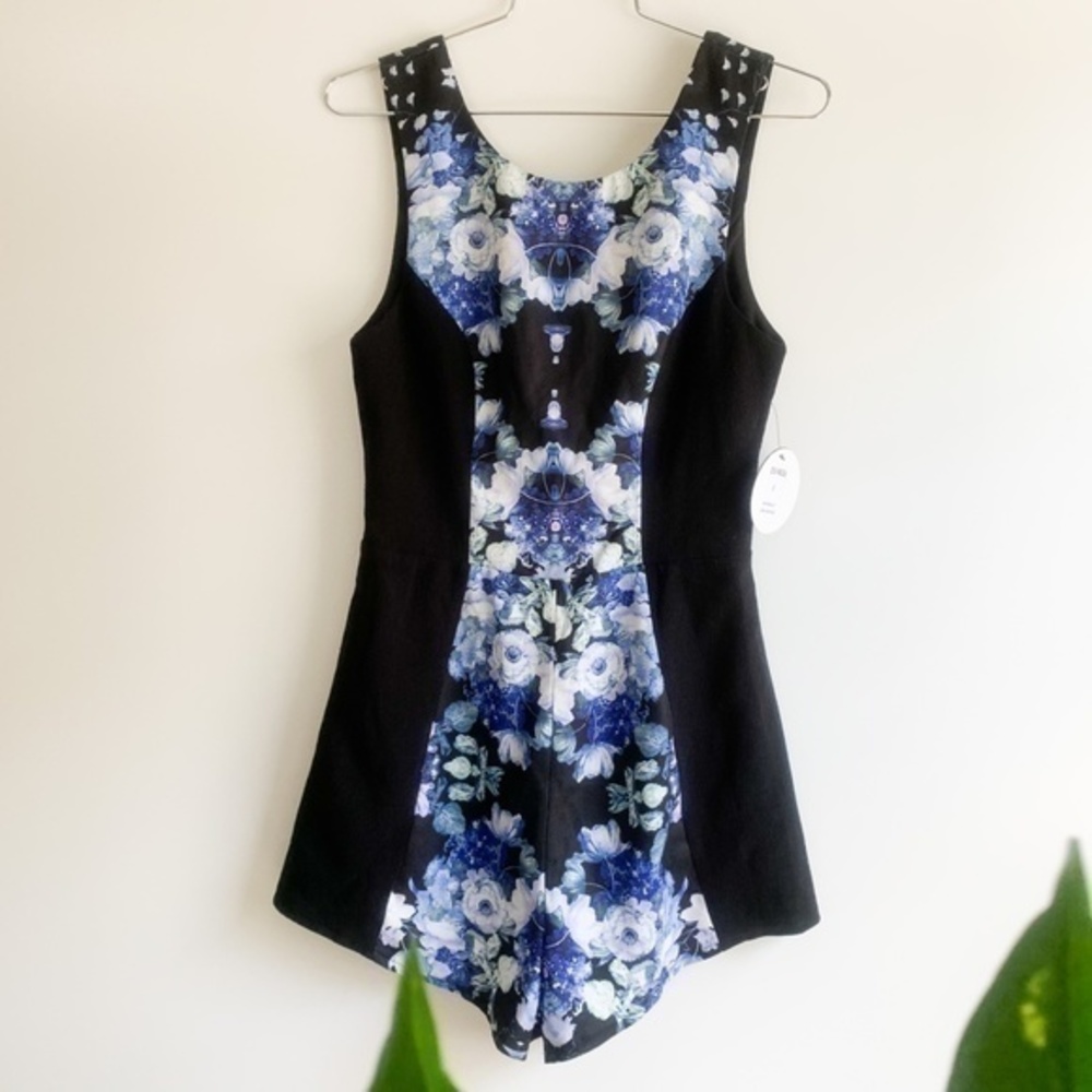 NWT LF Mirror Floral Playsuit sz S